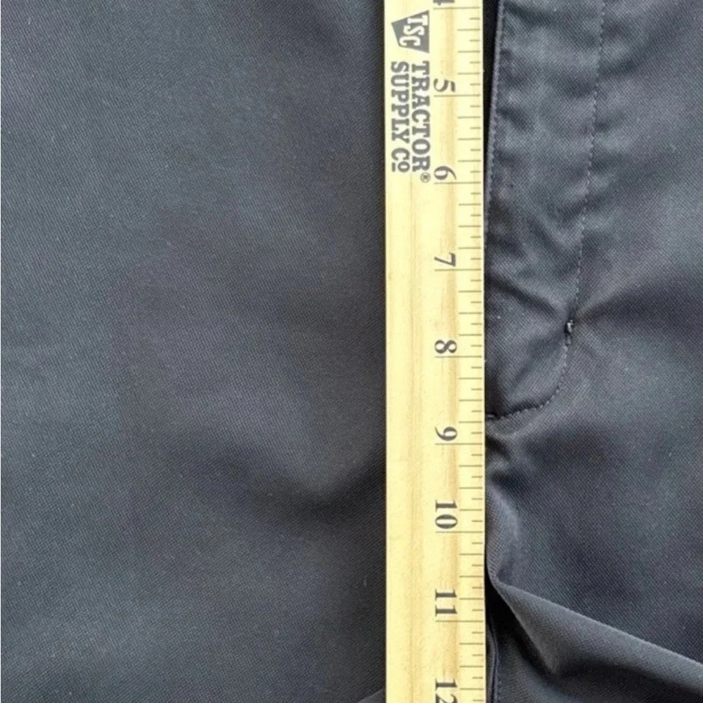 Nike Dri Fit Men's Golf Shorts Size 42‎ Black Flat Front Performance Lightweight